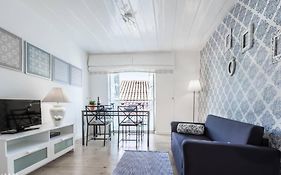 Inloveapartments - Typical Portuguese Tiles